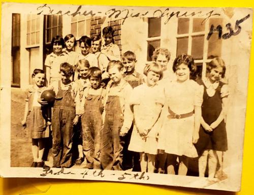 1935-School-Pcture-3rd4th-and-5th-grades (1)