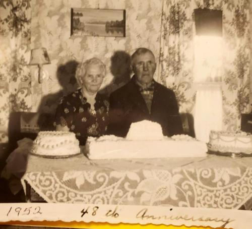 1952-48th-Wedding-Anniversary-Mary-and-Herb-Marshall (1)